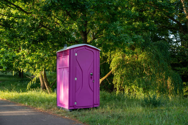 Best Porta potty rental near me  in Coral Gables, FL